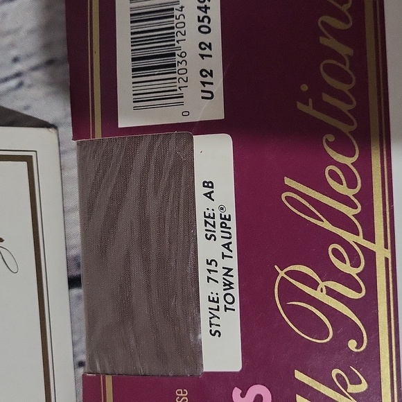 Women's vintage pantyhose size A AB. New. Nordstrom hanes - Picture 3 of 5